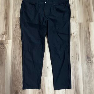 Lululemon ABC Pant Slim Warpstreme Black Khaki Pants Shorter* Size 38x28